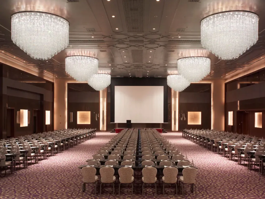 Image showing the ballroom of the Grand Gyatt hotel in Qatar