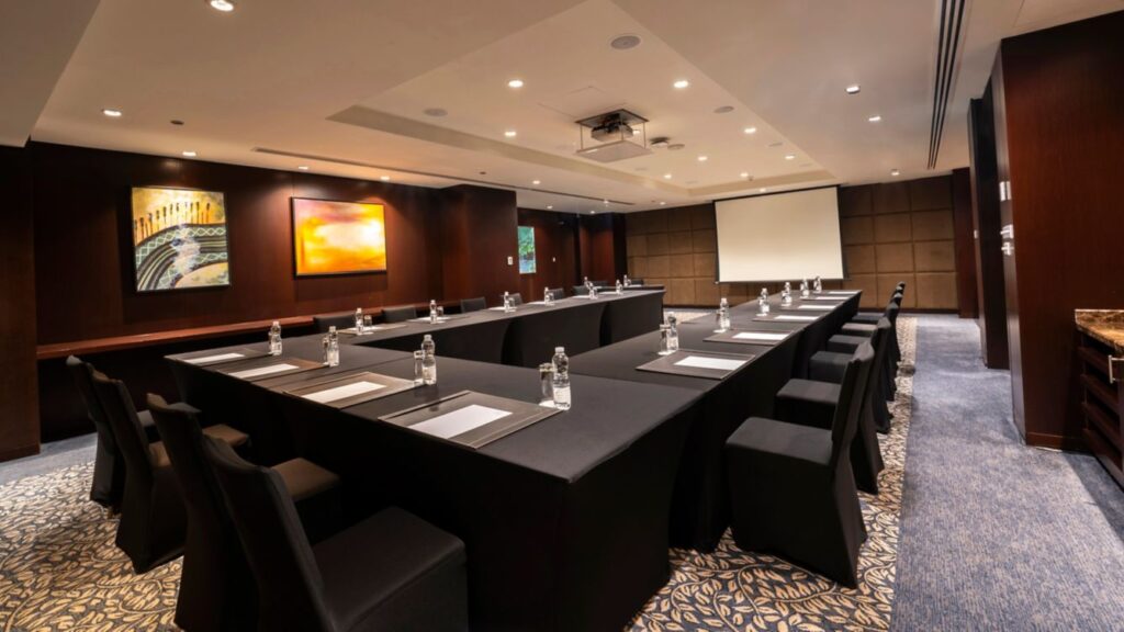 Image showing inside one of the business suites in the JW Mariott Marquis in Qatar